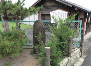 垂井追分道標　垂井は東海道と中山道の分岐点に位置し、たいそう賑わった宿場町だった