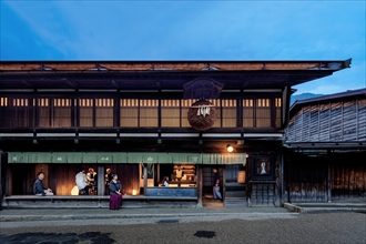 歳吉屋　-BYAKU Narai-